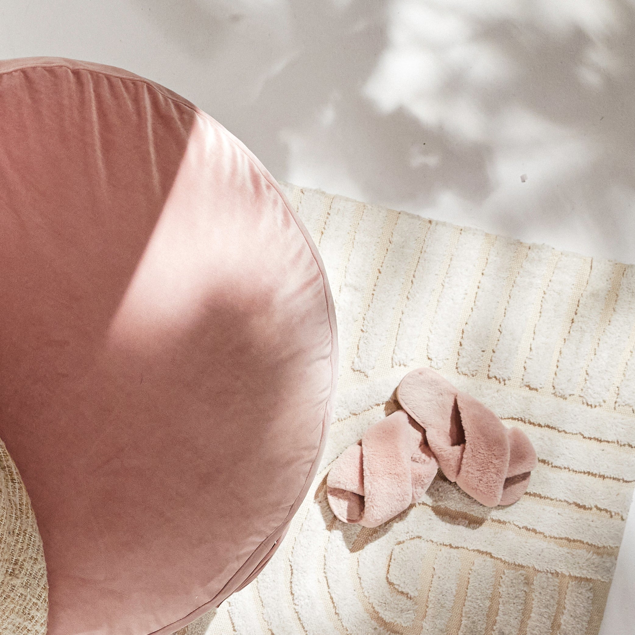 Millo Pebble - Foam-filled lounger