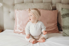 Load image into Gallery viewer, The New Mum Gift Set - Pure Silk Pillowcase &amp; Pure Silk Fitted Bassinet Sheet
